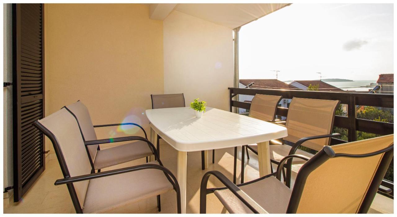 Apartment Zdravko Primošten Εξωτερικό φωτογραφία
